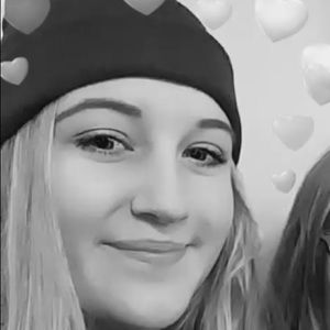 Meet your Posher, Riley